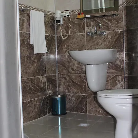 Nazar Hotel