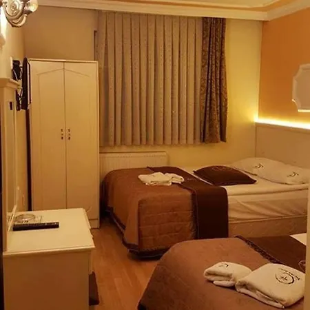 Nazar Hotel 3*